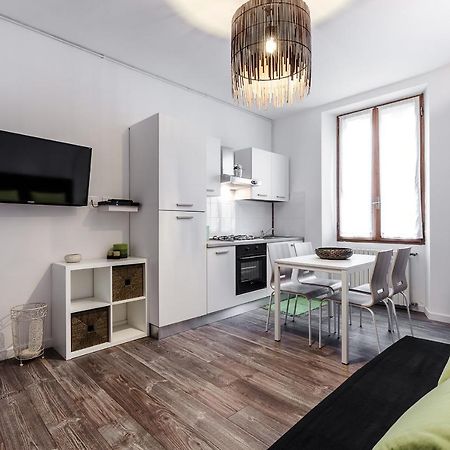 Stayeasy Fara12 - Central Station & Downtown Walking Distance Милано Екстериор снимка