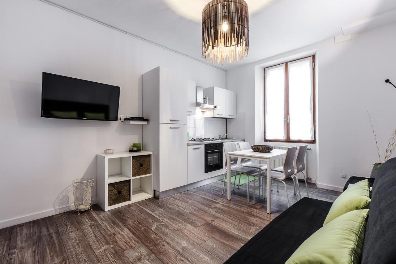 Stayeasy Fara12 - Central Station & Downtown Walking Distance Милано Екстериор снимка